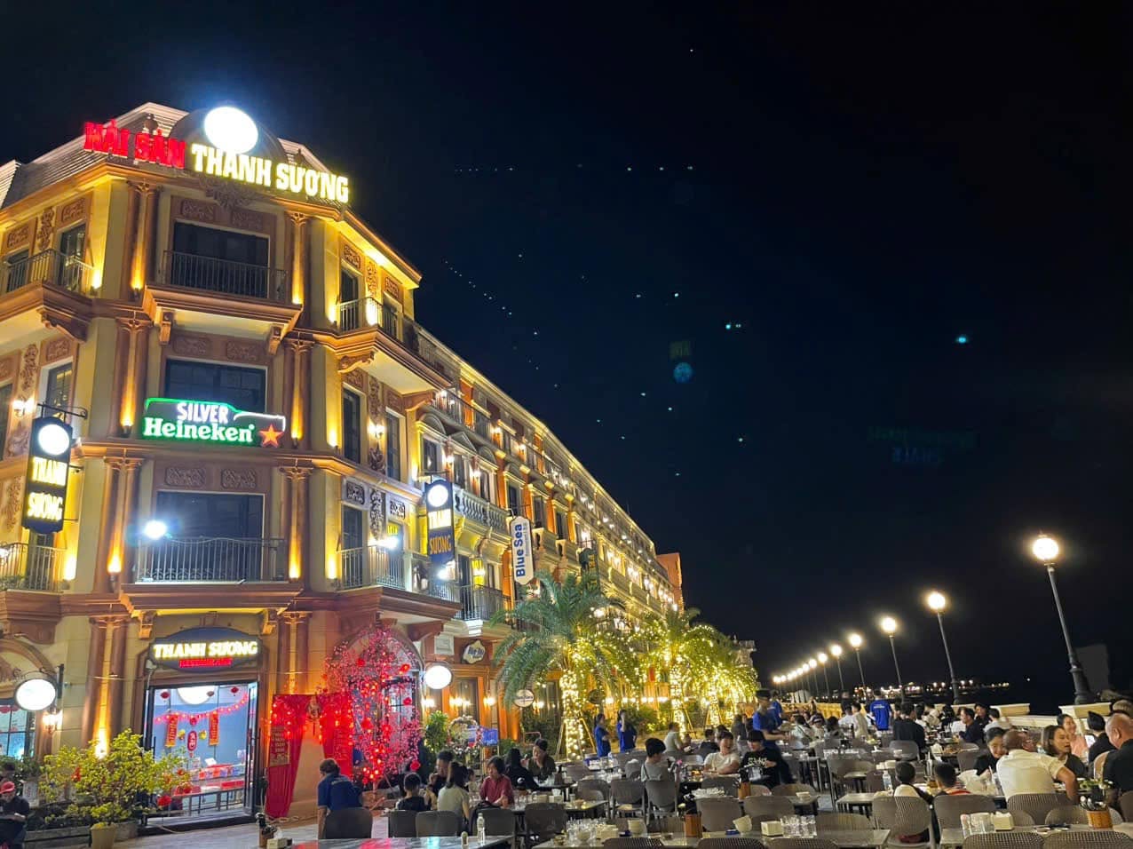 Không gian sảnh chính